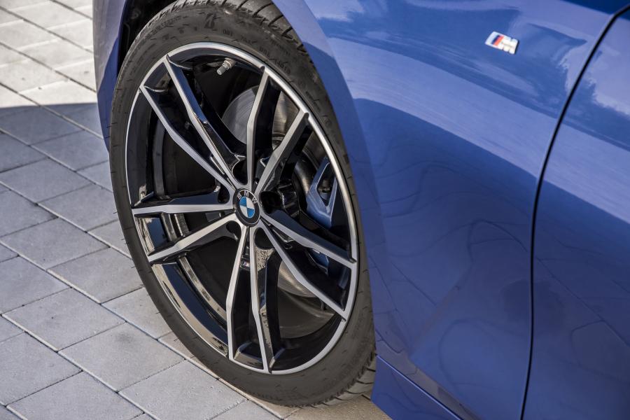 Колеса BMW 320d M Sport xDrive (G20) 2019 года  (WW) (фото 36 из 40)